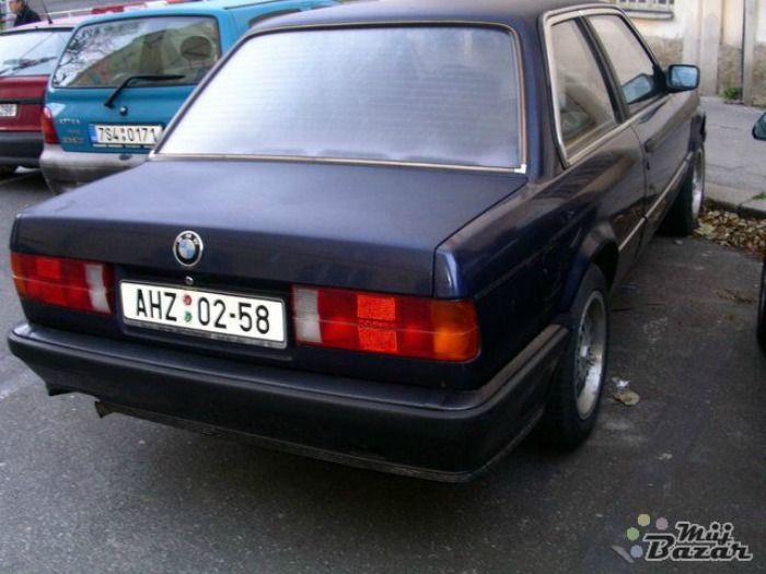 88485-bmw-318i-e30-coupe_3.jpg