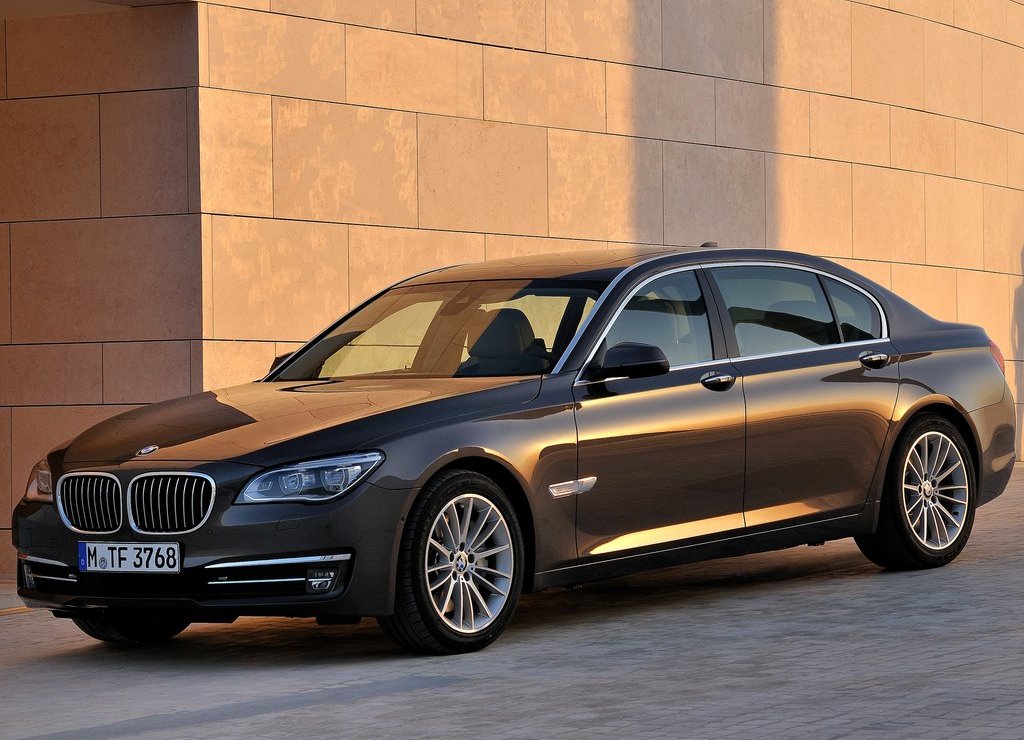 750Li 03.jpg