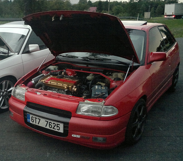 GSi motor malá.jpg