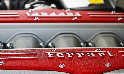 ferrari_engine_3-wallpaper-1280x768.jpg