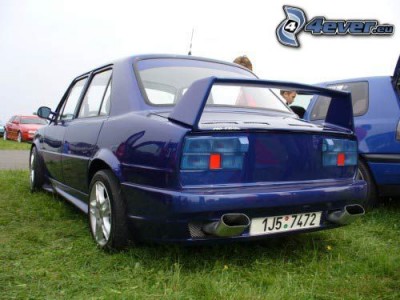 skoda,-tuning,-modra-144540.jpg
