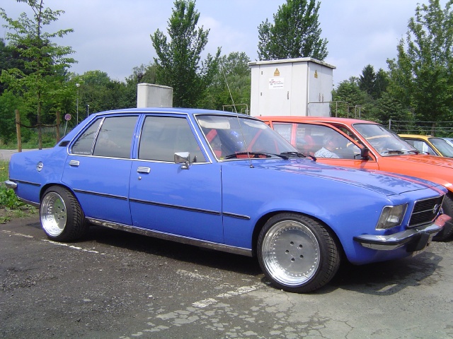 053%20BadSal%202004.jpg