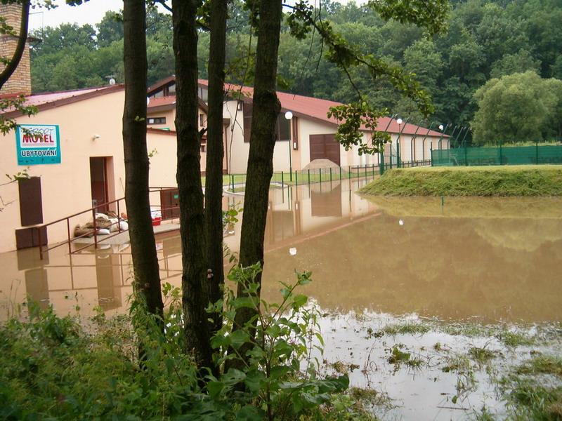 Záplavy v ČK - 2006 b.jpg