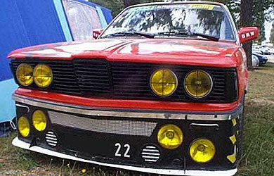 T 9_905.jpg