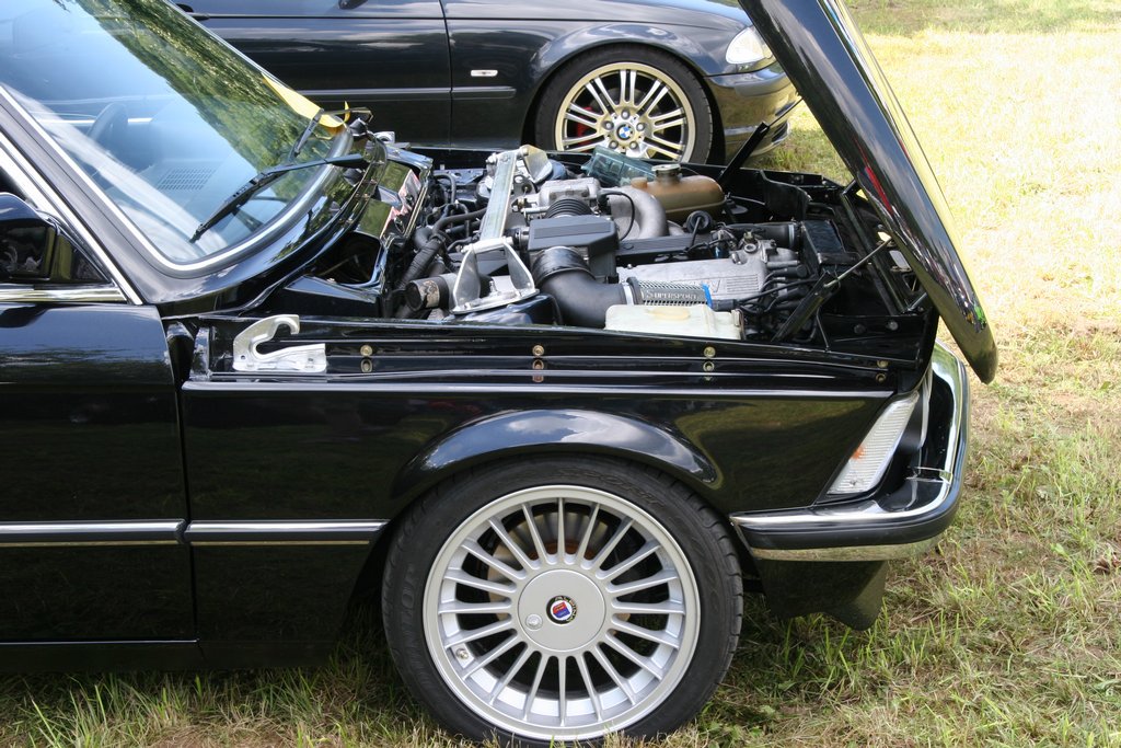 bmw 593.jpg