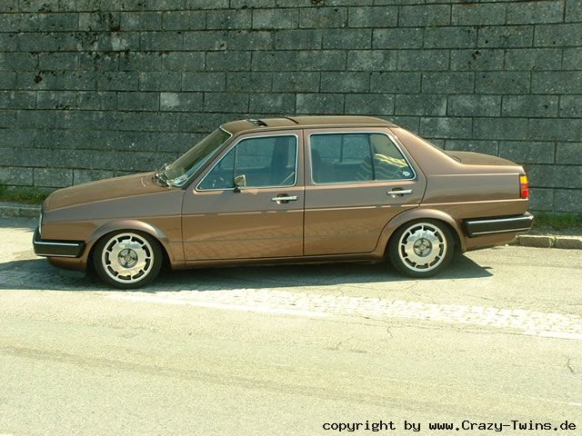 oldschooljetta26on.jpg