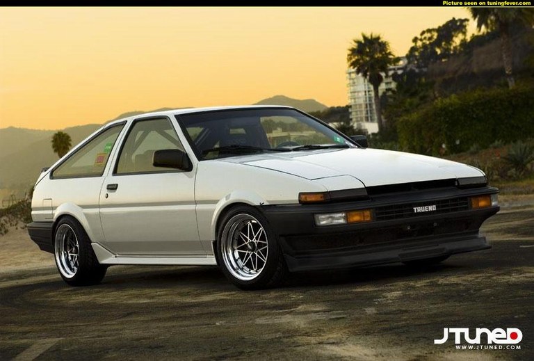 TOYOTA  ae86.jpg