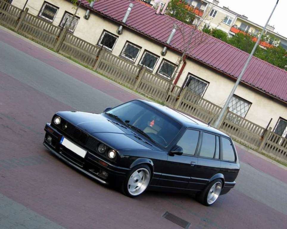 e30 combi.jpg