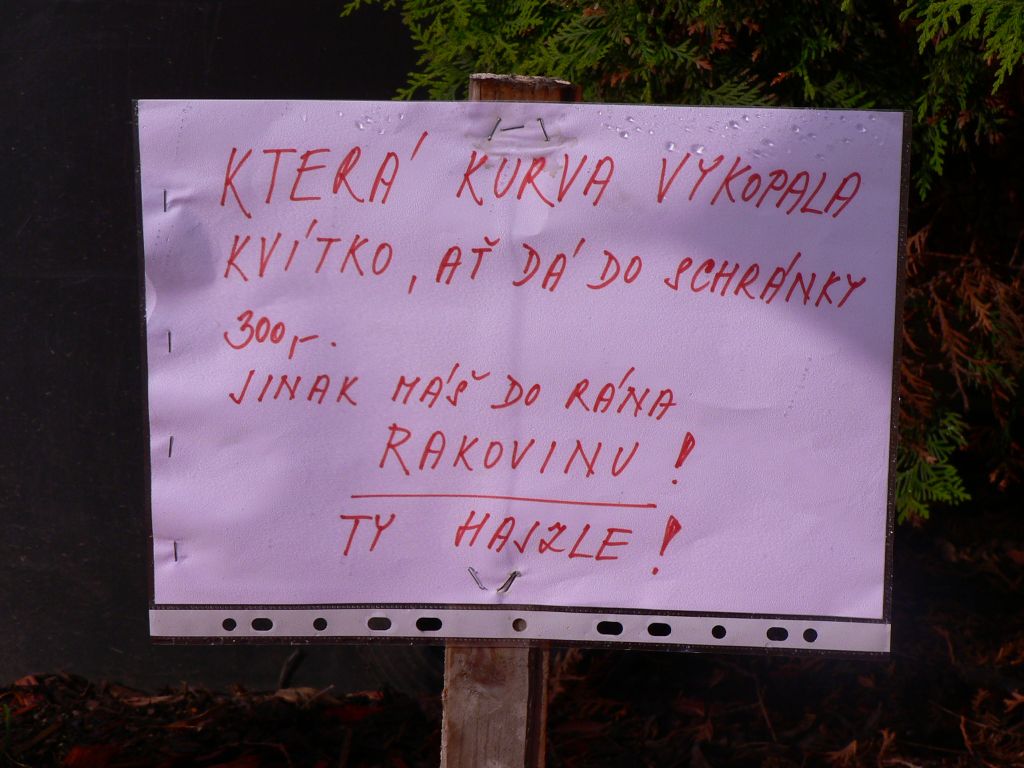 sousedi.jpg