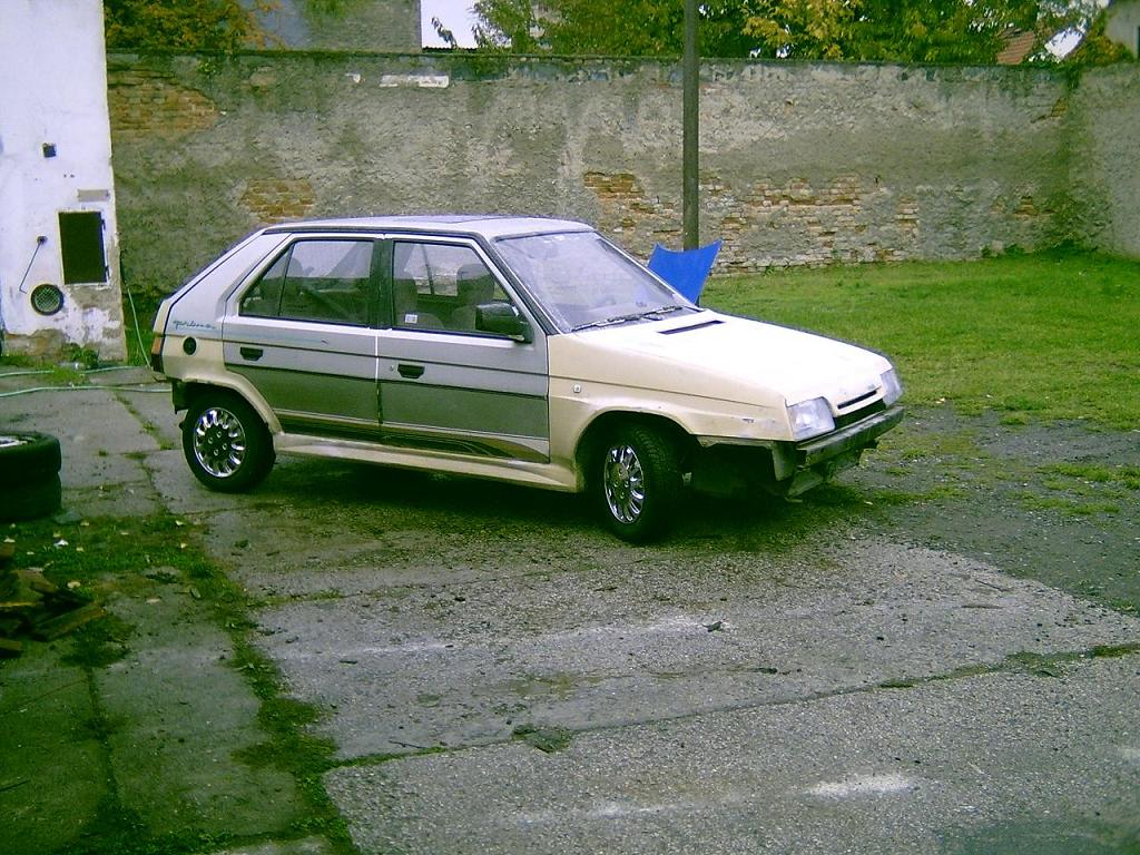 PICT0009 2.JPG