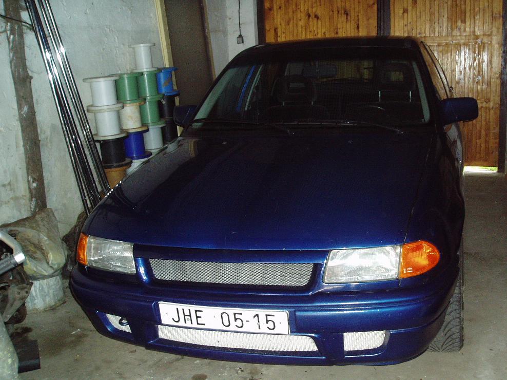 snimek opel.JPG