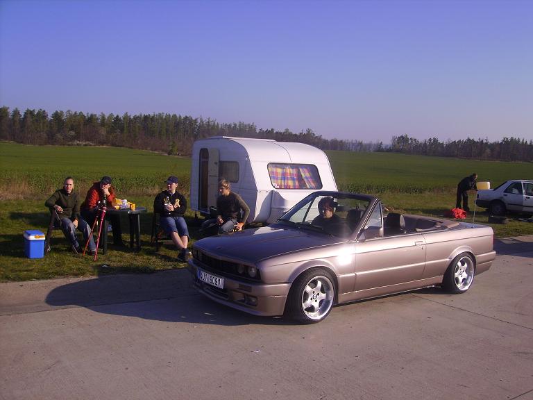 karavan.JPG