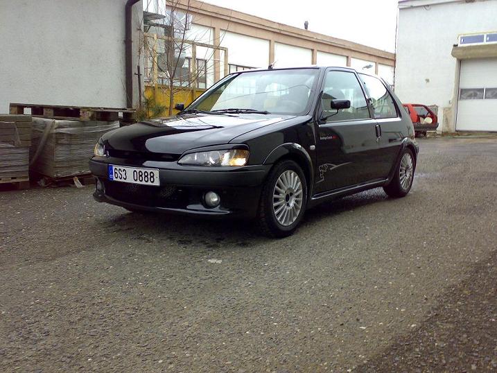 20012008215.jpg