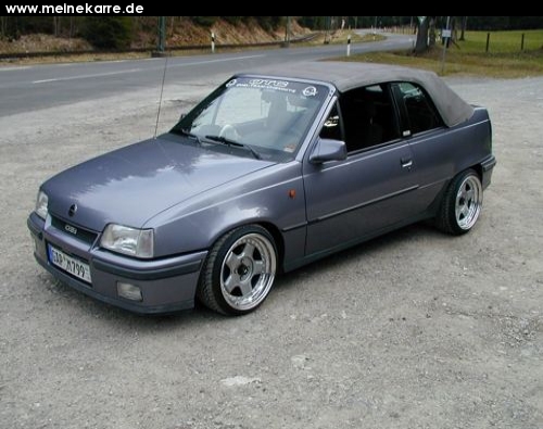 Opel_Kadett_E_El_Kadetto.jpg