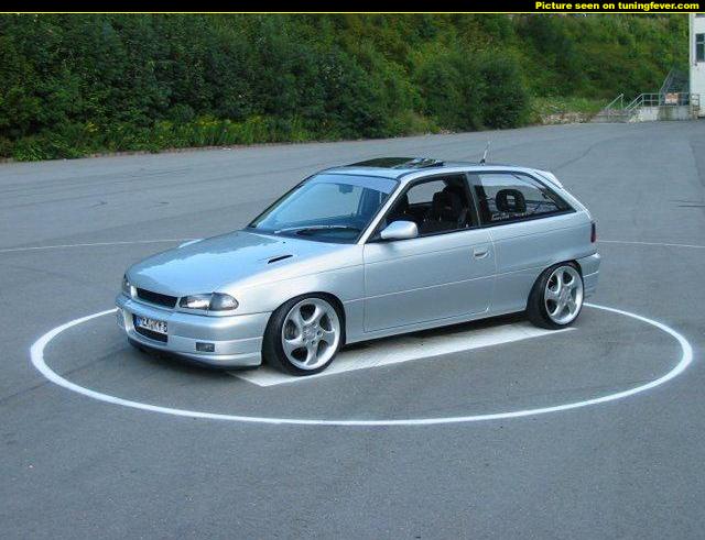 pics-max-13307-266501-opel-astra-gsi.jpg