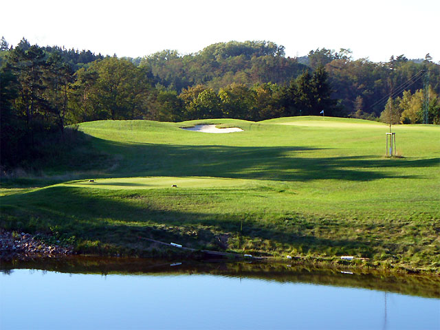 dngolf4B.jpg