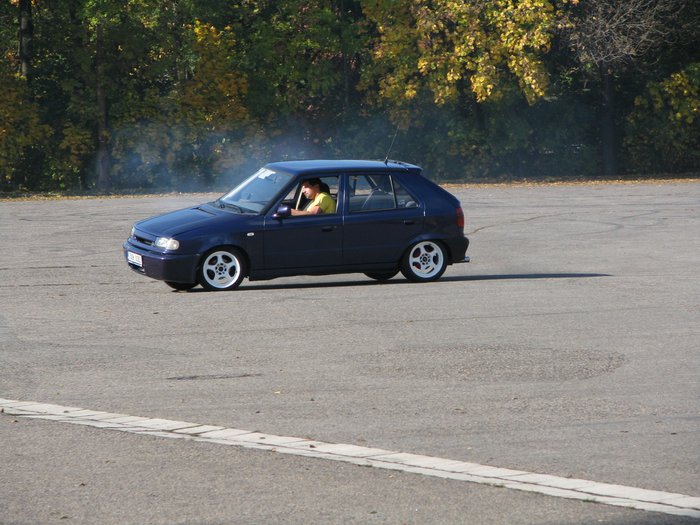 f_059.jpg