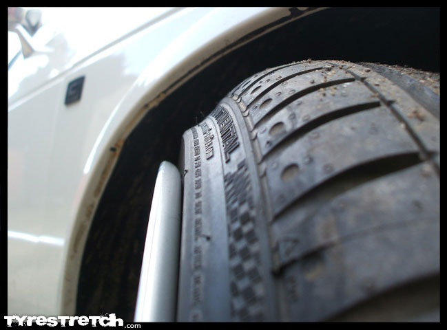 9_195_40_R16_Continental_Sport_Contact_2%20(2).jpg
