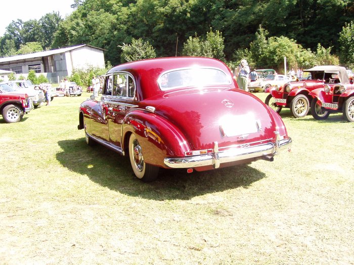 Mercedes1
