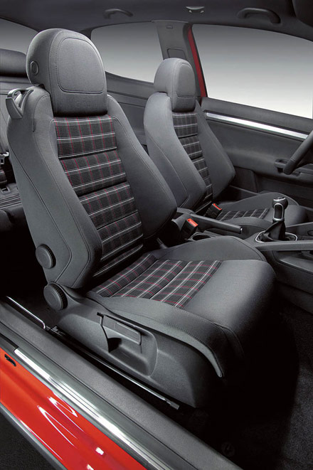 05-gti-seat.jpg