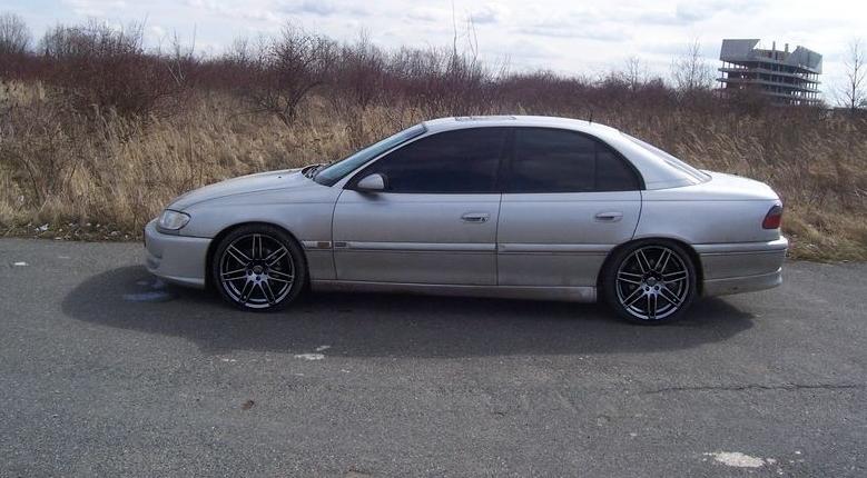 low01w.jpg