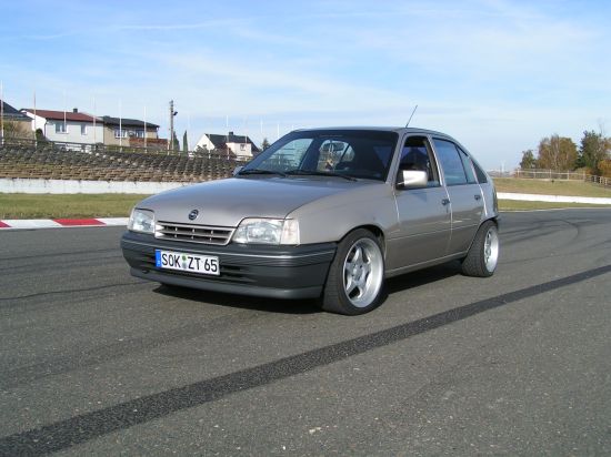 4opel01.jpg