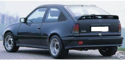 kadett+e+7u9x15.JPG