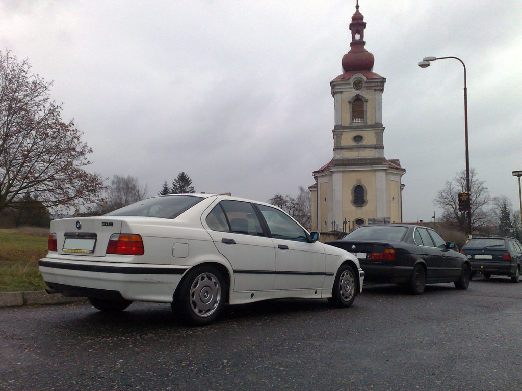 121220091990-2.jpg