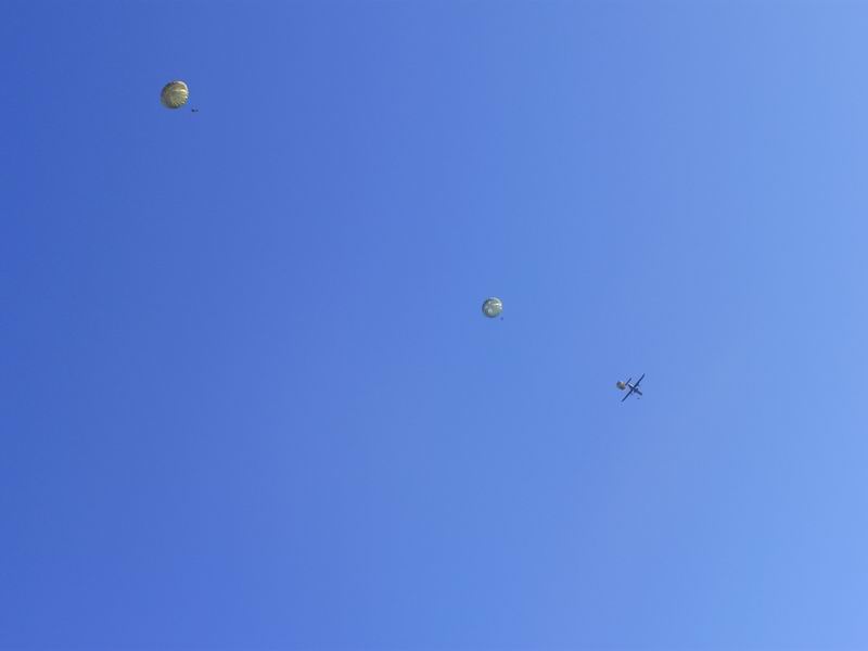 PC170014par.JPG