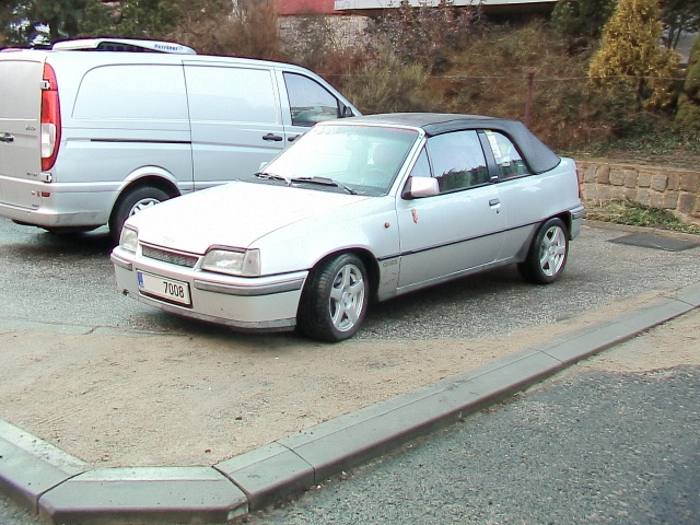 kadett2.JPG