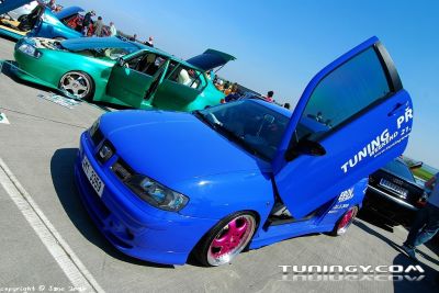 normal_12-tuning-motor-party-jane-0146.jpg