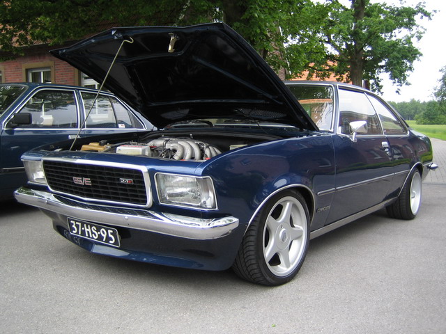 opel-commodore.jpg