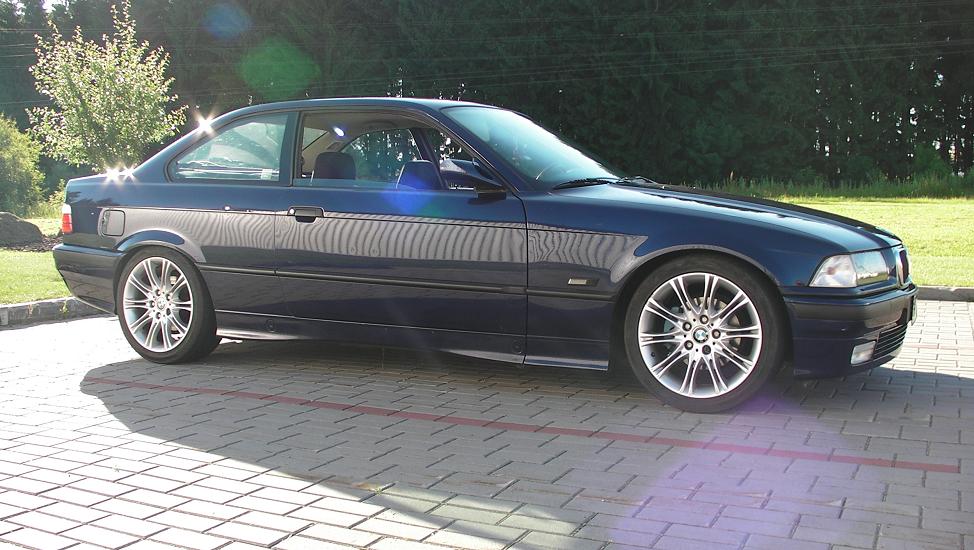 bmw318is.JPG