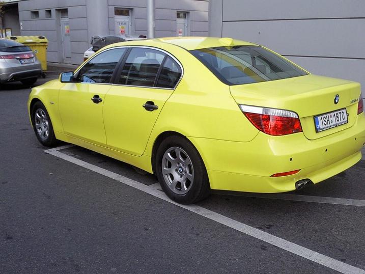 1zlutasek bmw.JPG