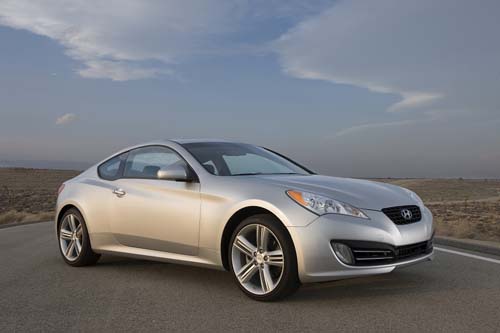 2010-Hyundai-Genesis-Coupe1.jpg
