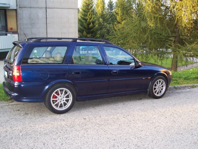 100_2004mensi.jpg