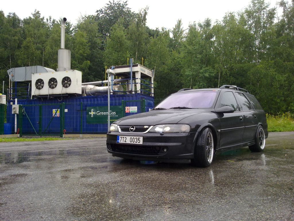 27072011889.jpg