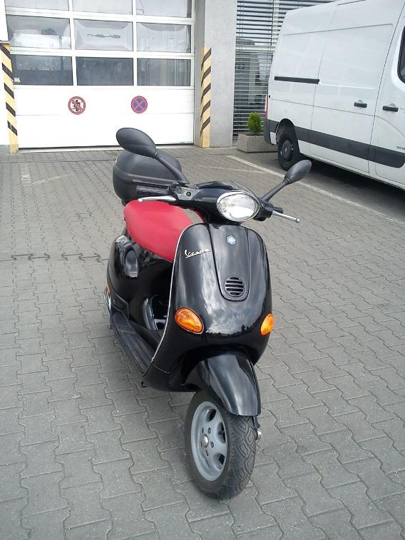 vespaa.jpg